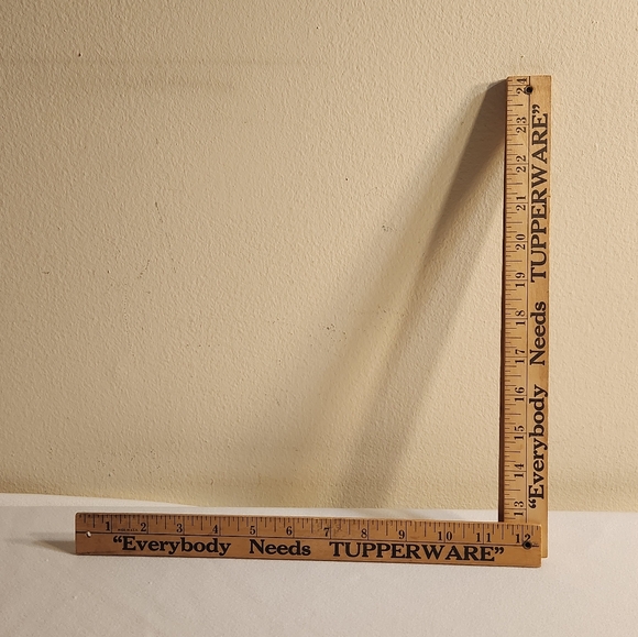 Vintage Everybody Needs Tupperware Folding Yardstick Made in USA - Picture 5 of 11